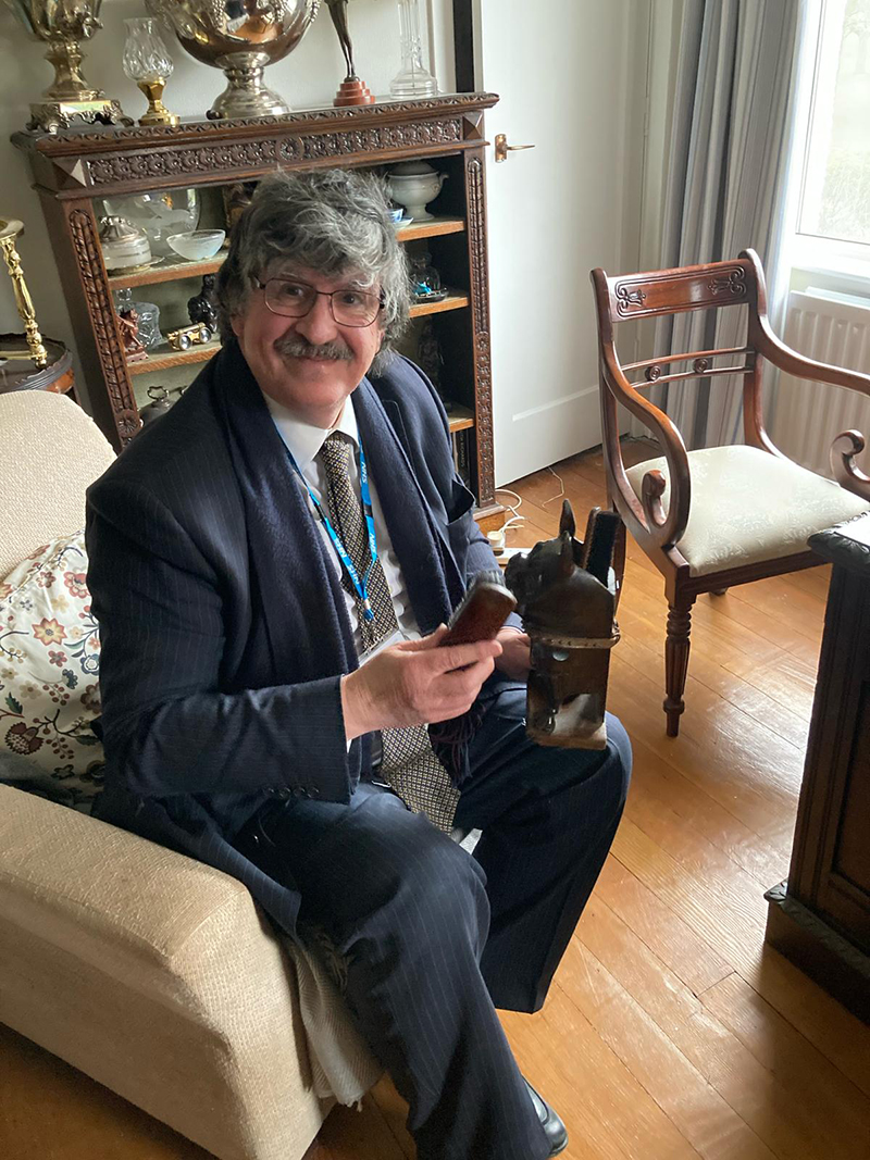 Dr Ian Thomas Bownes