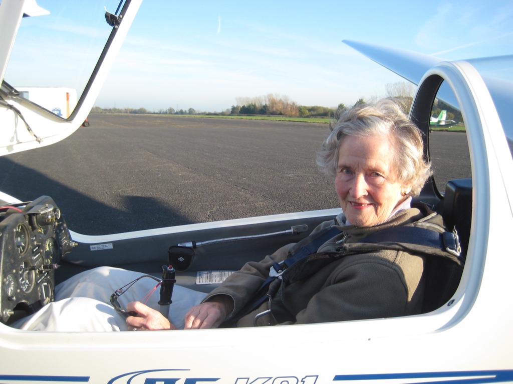 obituary - elaine beer