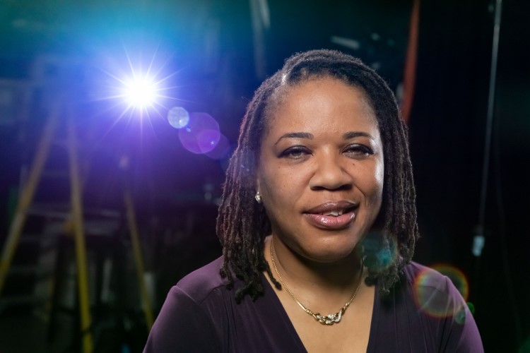 Dr Mona-Lisa Kwentoh